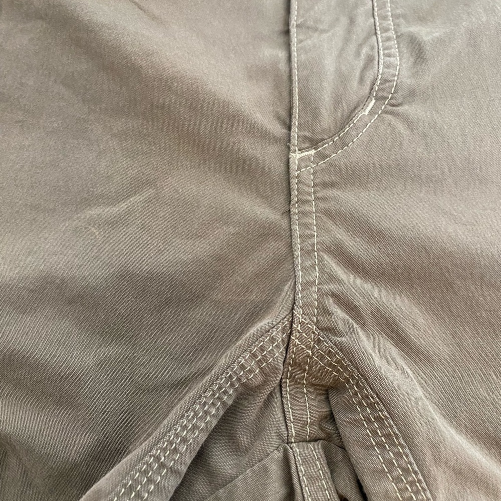 Kuhl Splash Vintage Patina Dye 11" Cargo Hiking Shorts Women’s Size 10 Gray - Picture 7 of 13